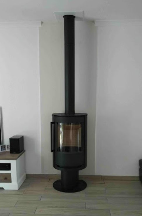 Installation d'un poêle à bois haut de gamme avec création de conduit de cheminée à Tarascon