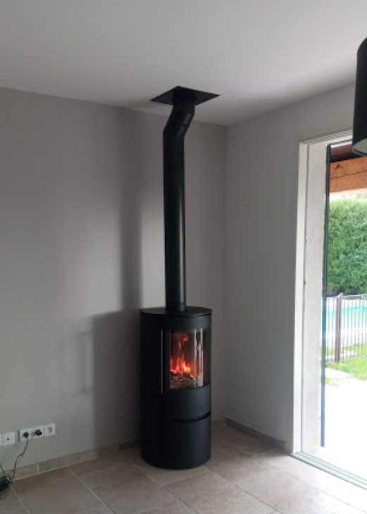 Pose d'un Poêle a granulé en fonte sur mesure avec aide de l'état à Istres